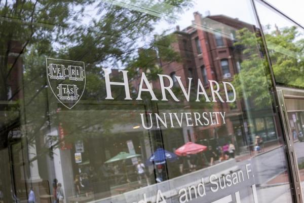 可盈配资 事关26亿美元联邦经费，美国政府与哈佛大学在法庭激烈交锋